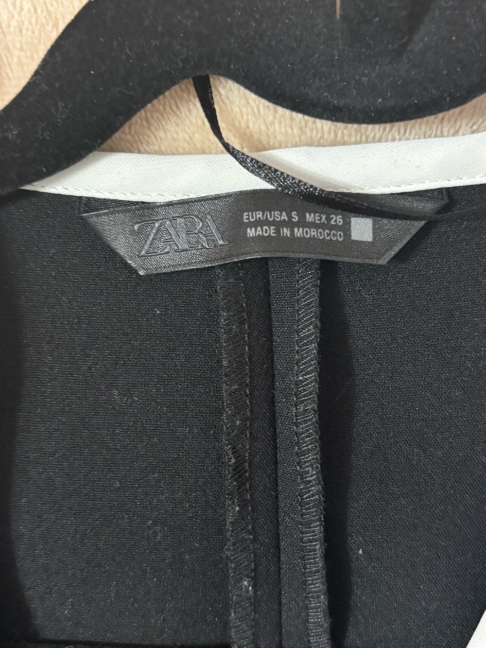 Zara Black Dress with White Bow Trim and Puff Sleeves - Picture 3 of 4